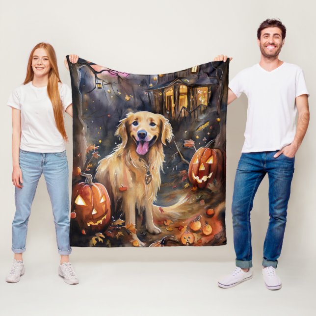 Couverture Polaire Halloween Golden Retriever avec la peur Citrouille (En situation)