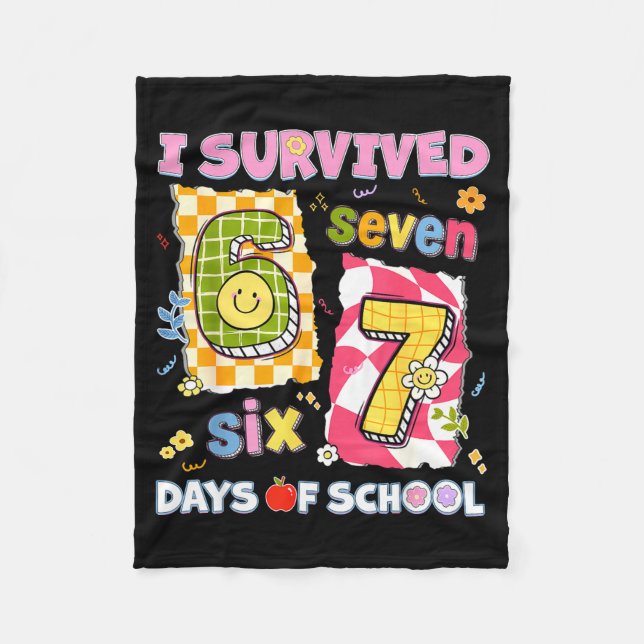 Couverture Polaire I Survived 67 Days Of School Funny Meme Boy Girl T (Devant)