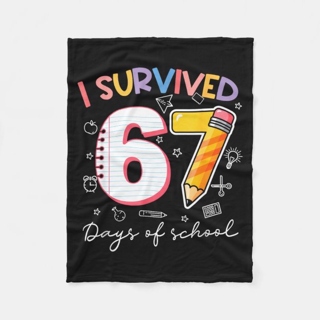 Couverture Polaire I Survived 67 Days Of School Funny Meme Teacher St (Devant)