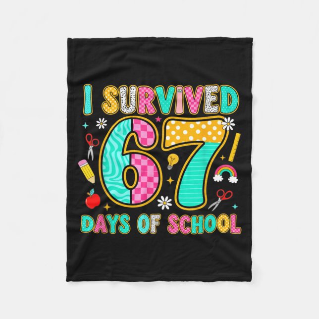 Couverture Polaire I Survived 67 Days Of School Funny Meme Teacher St (Devant)