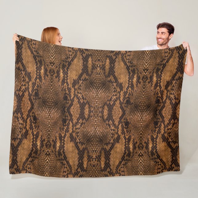 Couverture Polaire Impression de peau de serpent marron (En situation)
