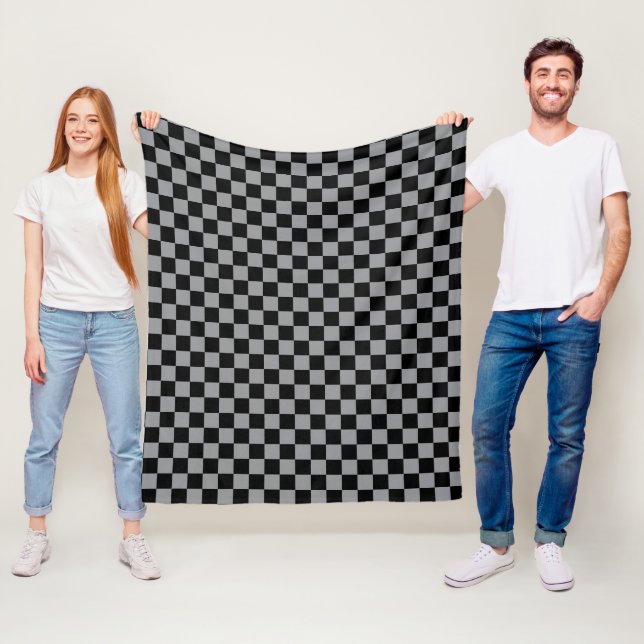 Couverture Polaire Imprimé à carreaux noir et gris (En situation)