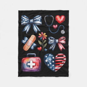 Couverture Polaire Infirmière 4 juillet coquette noeud rouge blanc bl
