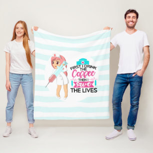 Couverture Polaire Infirmière amusante qui dit avec une grande aiguil