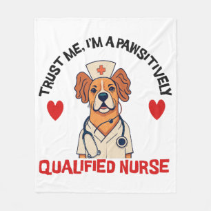 Couverture Polaire Infirmière qualifiée Pawsitively