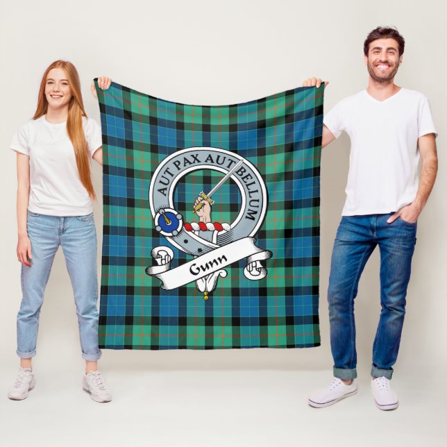 Couverture Polaire Insigne de clan antique Gunn Tartan Plaid (En situation)
