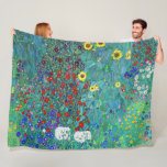 Couverture Polaire Jardin agricole avec tournesols, Gustav Klimt<br><div class="desc">Gustav Klimt (14 juillet 1862 - 6 février 1918) était un peintre symboliste autrichien et l'un des membres les plus importants du mouvement de sécession de Vienne. Klimt est réputé pour ses peintures, ses peintures murales, ses croquis et autres objets d'art. En plus de ses oeuvres figuratives, qui comprennent des...</div>