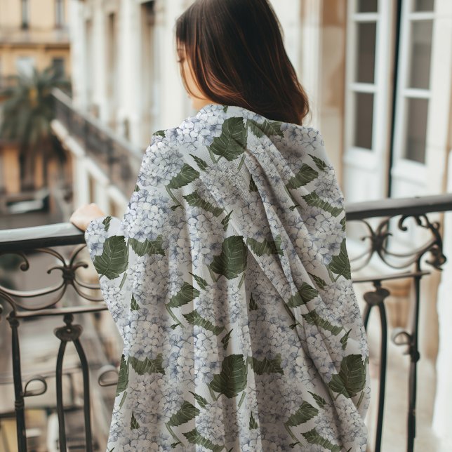 Couverture Polaire Jardin de Hortensias Monogramme  (Hydrangea Fleece Blanket)