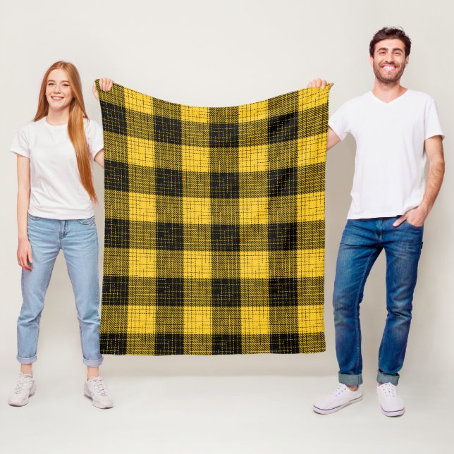 Couverture Polaire Jaune Croix à carreaux noirs Buffalo Check (En situation)