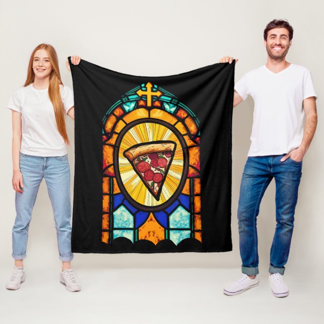 Couverture Polaire Je crois en la pizza (En situation)