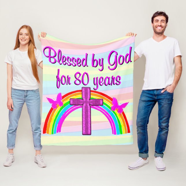 COUVERTURE POLAIRE JOLIE CROIX ROSE 80E ANNIVERSAIRE FLEECE BLANKET (En situation)