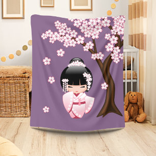 Couverture Polaire Kimono rose Kawaii Poupée Kokeshi sur fond violet