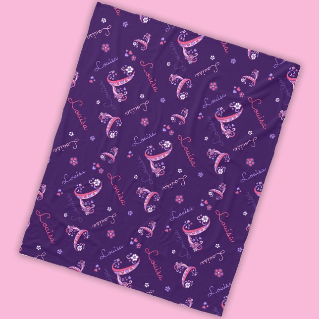 Couverture Polaire L monogramme et nom personnalisé Louisa (Créateur téléchargé)