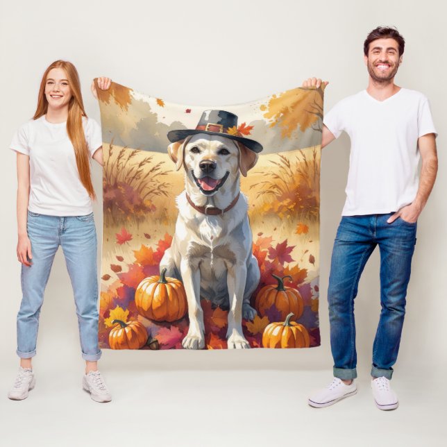 Couverture Polaire Labrador en automne feuilles d'art de Thanksgiving (En situation)