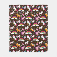 l'arc-en-ciel de licorne badine le cheval