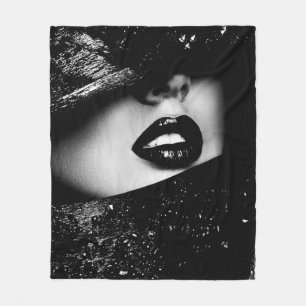 Couverture Polaire Lèvres sensuelles monochromes en cadre noir