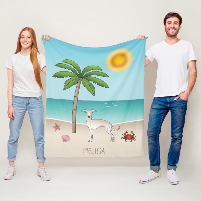 Couverture Polaire Lévrier Italien Crème à la Plage Tropicale d'Été (En situation)