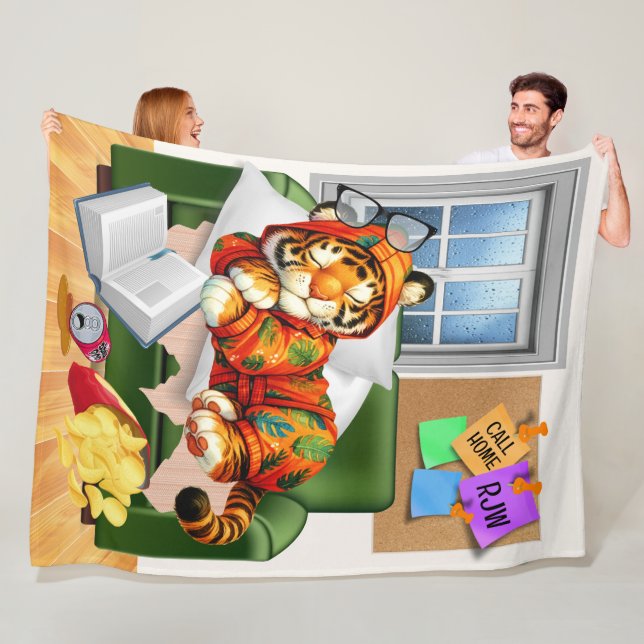 COUVERTURE POLAIRE LG NOUS VOUS AIMONS TIGER FLEECE BLANKET (En situation)