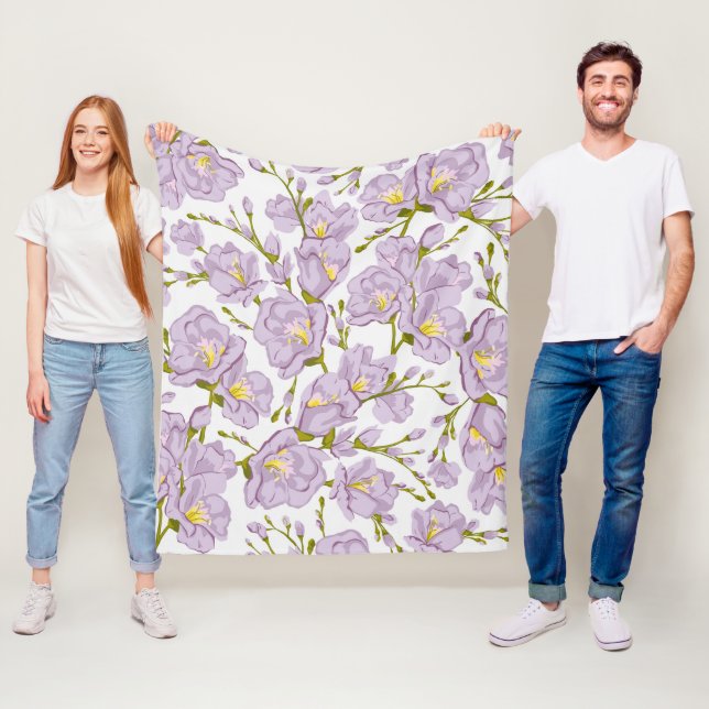 Couverture Polaire Lilac Freesia (En situation)