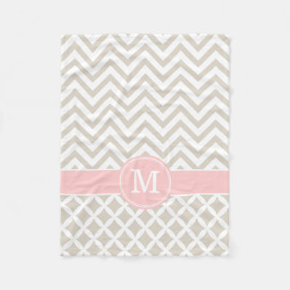 Couverture Polaire Linge Beige et rose Chevron Personnalisé Monogramm