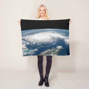 Couverture Polaire L'Ouragan Dorian Au-Dessus De L'Océan Atlantique.