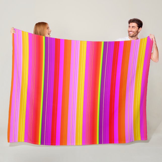 Couverture Polaire Lumineux rouge violet jaune créatif rayé (En situation)