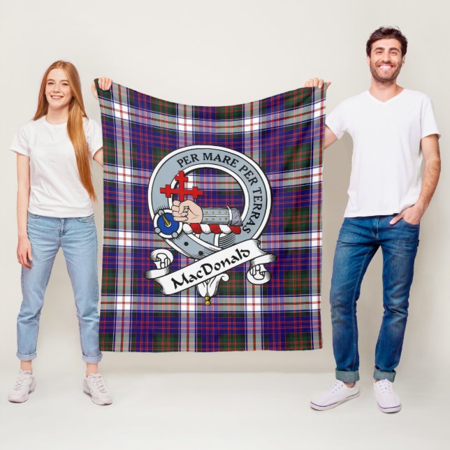 Couverture Polaire MacDonald habille les Macdonalds modernes de Clan  (En situation)