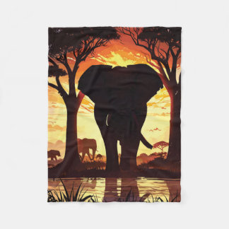 Couverture Polaire Majestic Elephant at Sunset in the African Savanna