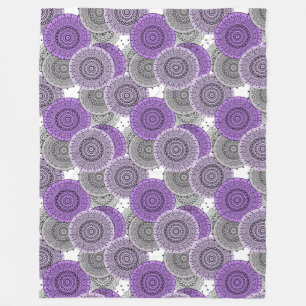 Couverture Polaire mandala arabe motif rose violet à l'orientale
