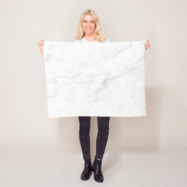 Couverture Polaire Marbre Blanc (En situation)
