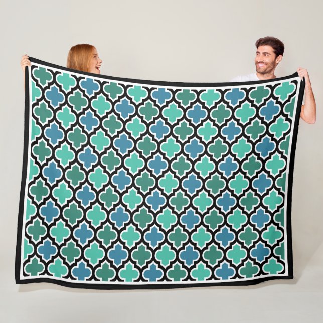 Couverture Polaire Marocain Turquoise Turquoise Blue Quatrefoil Motif (En situation)