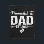 Couverture Polaire Mens Funny Promoted To Dad Est 2022<br><div class="desc">Mens Funny Promoted To Dad Est 2022 Poison Première Papa. Parfait pour papa,  maman,  papa,  men,  women,  friend et family members on Thanksgiving Day,  Christmas Day,  Mothers Day,  Fathers Day,  4th of July,  1776 Independent Day,  Vétérans Day,  Halloween Day,  Patrick's Day</div>
