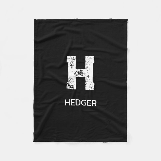 COUVERTURE POLAIRE MINIMALIST WHITE ONE LETTER MONOGRAM NAME BLACK (Devant)