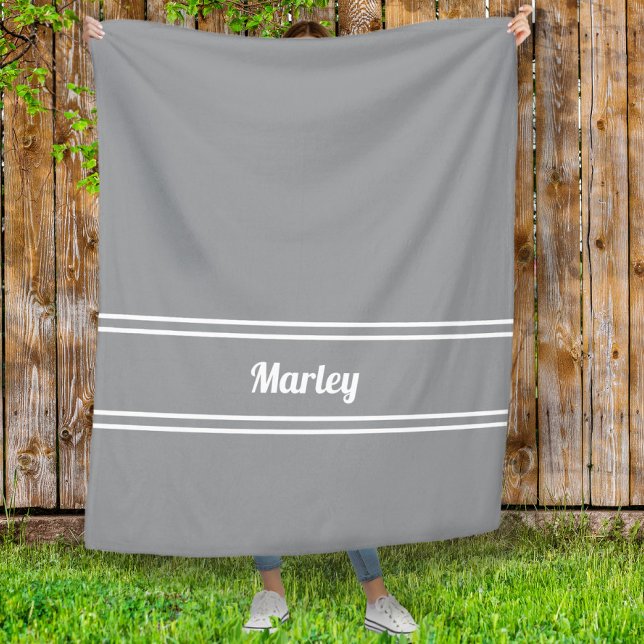 Couverture Polaire Modèle de monogramme de nom minimal gris moderne (Modern Gray Minimal Custom Name Monogram Script Template Fleece Blanket)