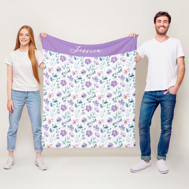 Couverture Polaire Monogramme de nom de fleur sauvage aquarelle verte (En situation)