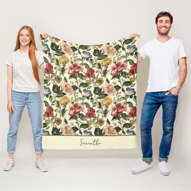 Couverture Polaire Monogramme de nom floral vintage (En situation)