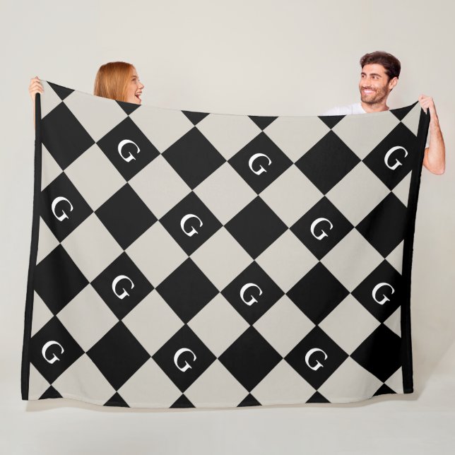 Couverture Polaire Monogramme Diamant initial - Blanche de look de lu (En situation)