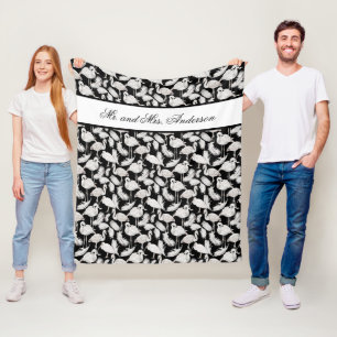 Couverture Polaire Monogramme Élégant Script Black White Swan Feather