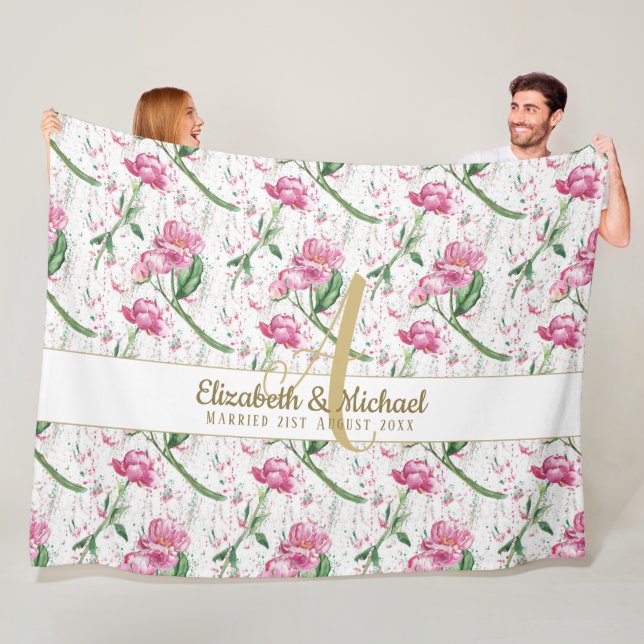 Couverture Polaire Monogramme or Pink Peonies Feuilles verts Nouveaux (En situation)