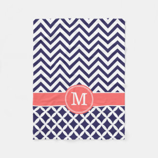Couverture Polaire Monogramme personnalisé Navy Blue et Coral Chevron