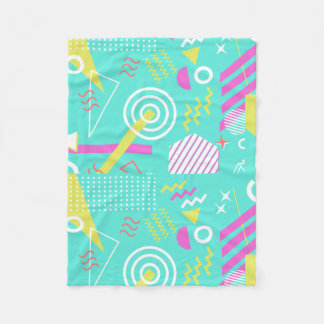 Couverture Polaire motif 90s géométrique