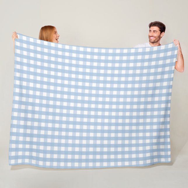 Couverture Polaire Motif Classique à Carreaux Bleus et Blancs Gingham (En situation)