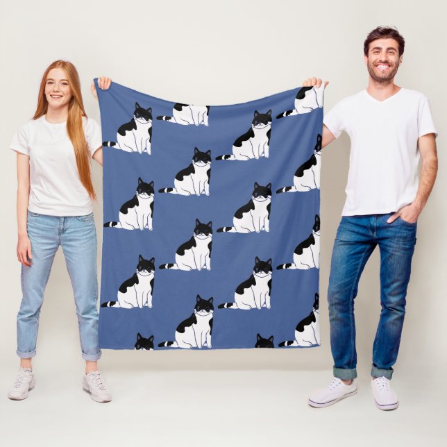 Couverture Polaire Motif de chat noir et blanc sur blue Kitty Voices (En situation)