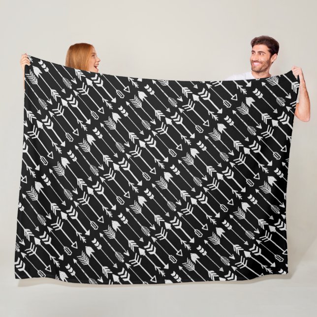 Couverture Polaire Motif de flèche noir et blanc Hipster (En situation)