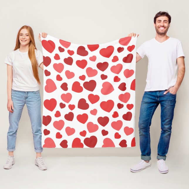 Couverture Polaire Motif Des Coeurs, Coeurs Rouges, Motif Des Coeurs (En situation)