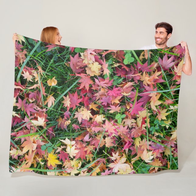 Couverture Polaire Motif des feuilles en chute (En situation)