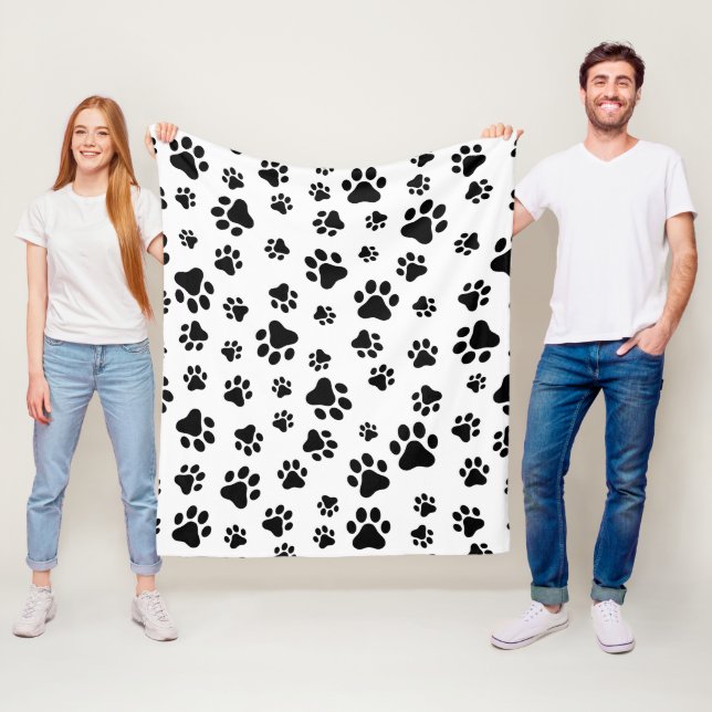 Couverture Polaire Motif des pattes, pattes de chien, noir et blanc (En situation)