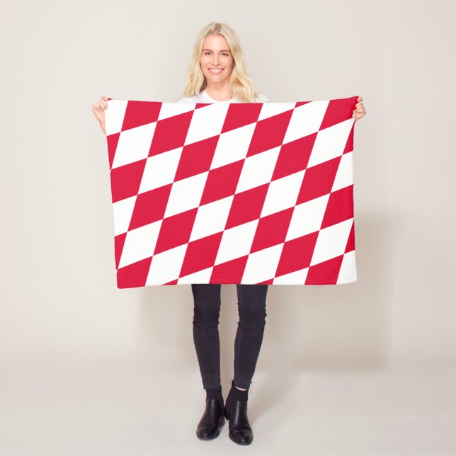 Couverture Polaire Motif du drapeau diamant de Bavière rouge et blanc (En situation)