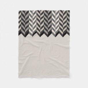 Couverture Polaire Motif en arête de poisson encadré gris de rayures