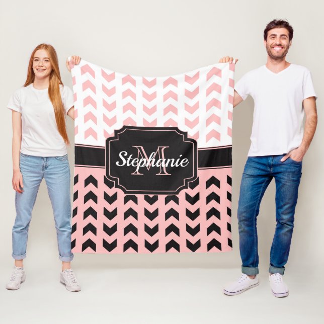 Couverture Polaire Motif Flèche (En situation)